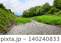 緑豊かな山々と渓谷を流れる清流が美しい日本の自然風景素材 140240833