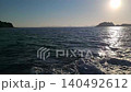 海和波浪和太陽 140492612