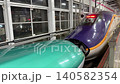 福島駅で切り離しをする山形新幹線つばさ 福島駅で切り離しをする山形新幹線つばさ 140582354
