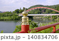 一座紅色大橋和河流景色 1 140834706