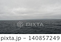 フェリーの上から見た礼文島の島影 140857249