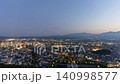 【左搖鏡頭】福島市：城市夜景縮時攝影 - 高樓俯瞰與鐵路交通 - 傍晚景色 140998577