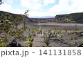 キラウエア火山のクレーター 141131858