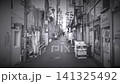 A scene from a Tokyo alley with an old-fashioned atmosphere. 141325492