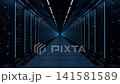 データセンターのサーバーラック通路を進むウォークスルーループアニメーション 141581589