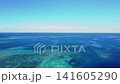 宮古島・八重干瀬の美しい珊瑚礁とエメラルドグリーンの海　ドローン空撮 141605290