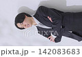 スーツの男性 スーツの男性 142083683
