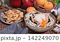 cold udon noodles with onsen egg  142249070