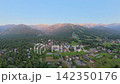 A beautiful summer morning in Hakuba, Nagano Prefecture (aerial photography by drone) 142350176