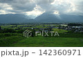 Scenery of Azumino and angel's ladder [Ikeda Town, Kitaazumi District] 142360971
