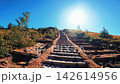 Hiking trails on Mt. Yakushi in the Northern Alps 142614956