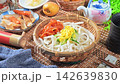 korean kimichi cold udon noodles 142639830