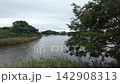 雨後，哈馬納湖的岸邊和湖面都被雲層覆蓋。 142908313