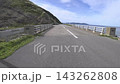 津軽半島の竜飛崎に向かう海沿いの道路 津軽半島の竜飛崎に向かう海沿いの道路 143262808