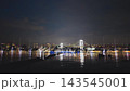 東京のレインボーブリッジと噴水の夜景 143545001