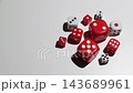 サイコロ　白バック 143689961