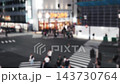 大阪十字路口慢動作模糊呈現 143730764