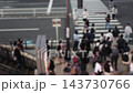 大阪十字路口慢動作模糊呈現 143730766