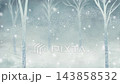 雪降る静かな夜の森の中を奥へと進んでいく幻想的な水彩アニメーション。絵本風の美しい背景動画。 143858532